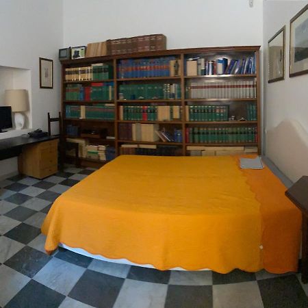 Lo Studio Πίζα Εξωτερικό φωτογραφία